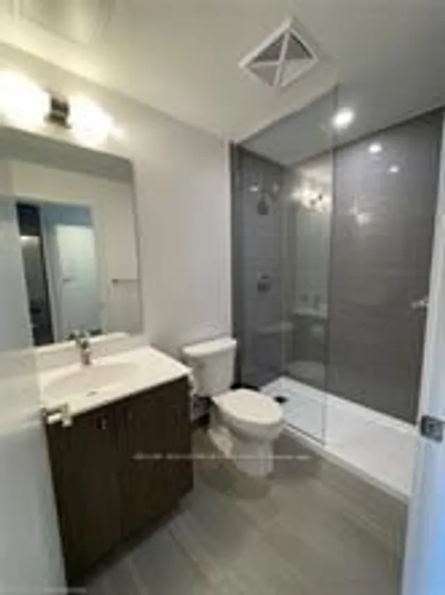 Additional image 5 of 15 Wellington St Unit 1105