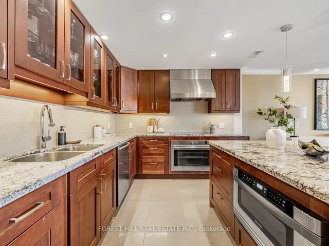 Additional image 16 of 175 Cumberland St Unit 1407