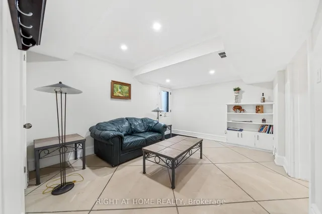 Additional image 38 of 403 Hess St