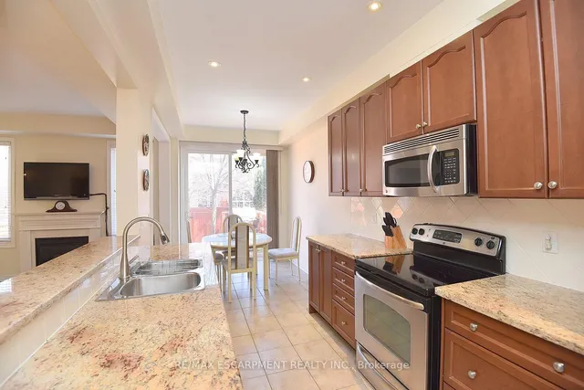 Additional image 21 of 4194 Rawlins Common