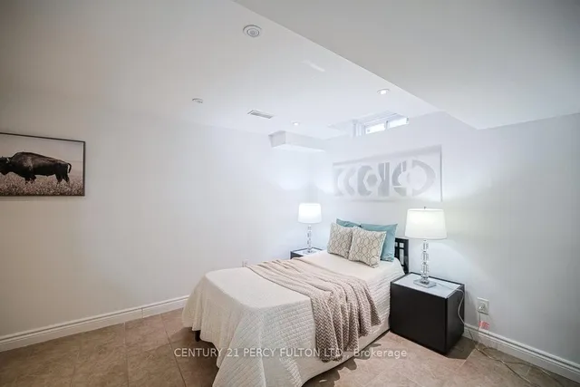 Additional image 32 of 74 Dunthorne Crt