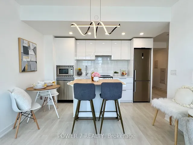 Additional image 7 of 501 Yonge St Unit 3305