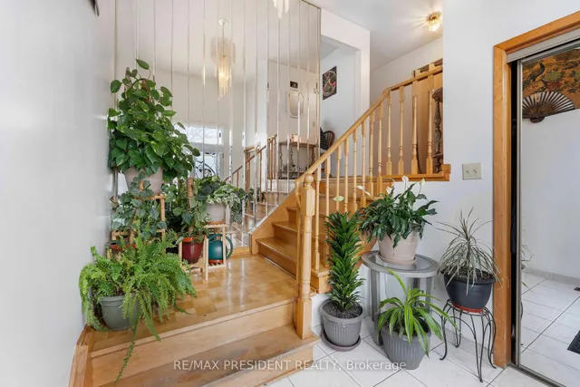 Additional image 3 of 3952 Longo Circ