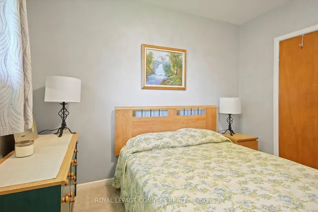 Additional image 25 of 4 Sundance Cres