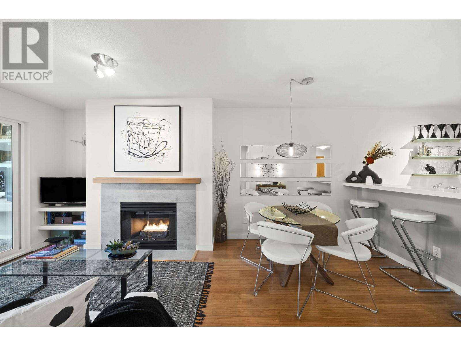 302 1011 W KING EDWARD AVENUE|Vancouver, British Columbia V6H1Z3