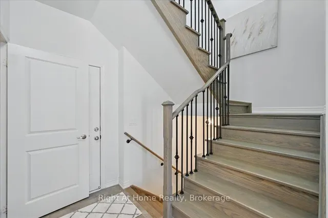 Additional image 13 of 465 Dundas St