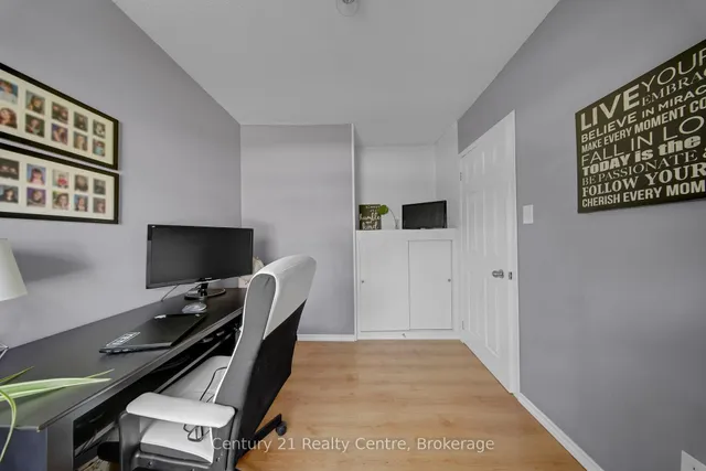 Additional image 25 of 9 Sunset Blvd