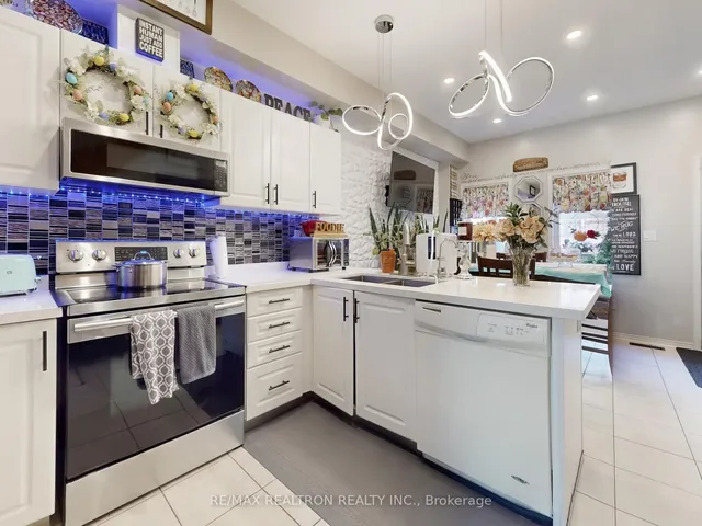 Additional image 11 of 81 Isaac Devins Blvd