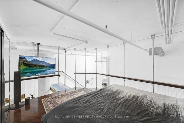 Additional image 33 of 90 Sumach St Unit 416