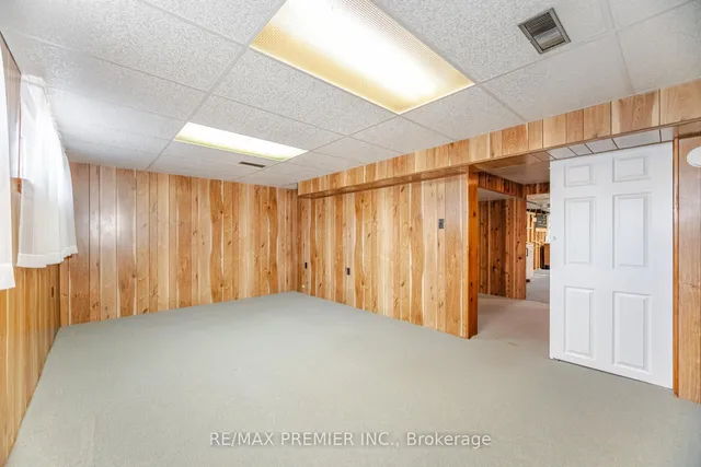 Additional image 36 of 32 Edgemont Dr