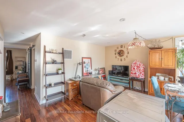 Additional image 23 of 3072 McNaughton Ave