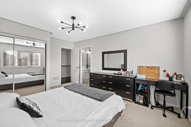 Additional image 27 of 925 Dice Way