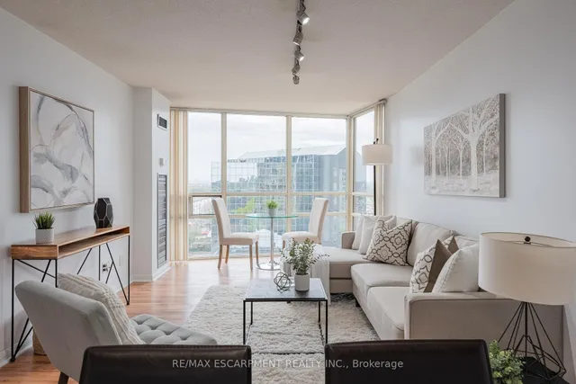 Additional image 10 of 50 Eglinton Ave Unit 1002