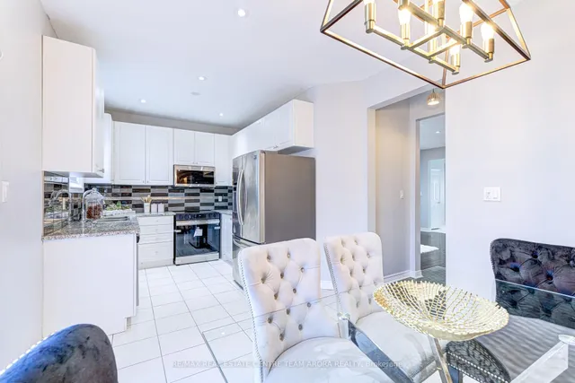 Additional image 20 of 361 Cedric Terr