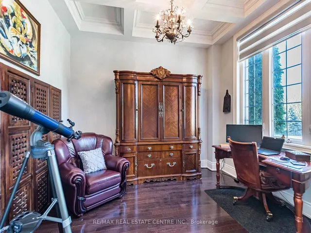 Additional image 16 of 22 WOODVALLEY Dr