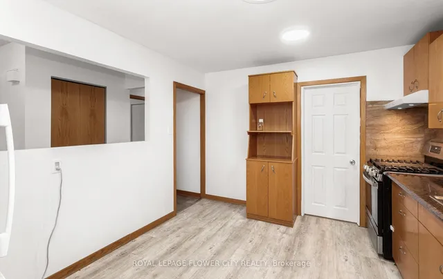 Additional image 13 of 67 Sutherland Ave