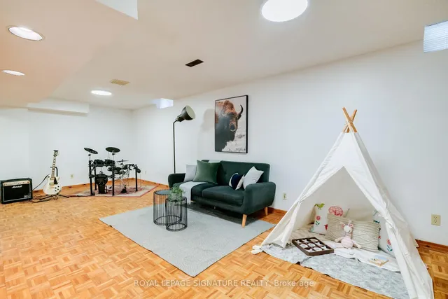 Additional image 23 of 8 Stonemanse Crt