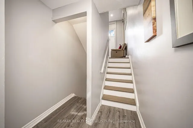 Additional image 8 of 20 Darras Crt