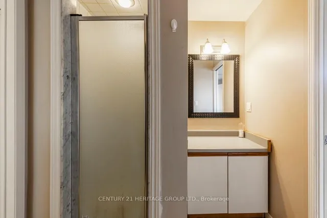 Additional image 37 of 2202 PEMBROKE Crt