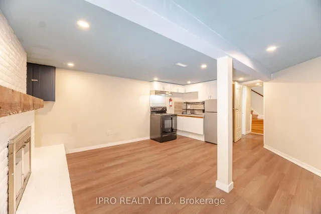 Additional image 28 of 542 Lana Terr