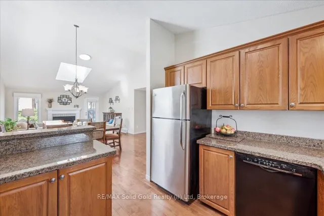 Additional image 17 of 5 Quinte Cres