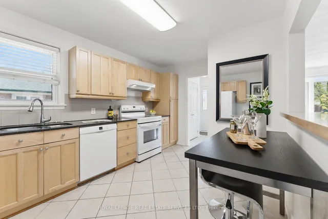 Additional image 10 of 16 Denver Pl