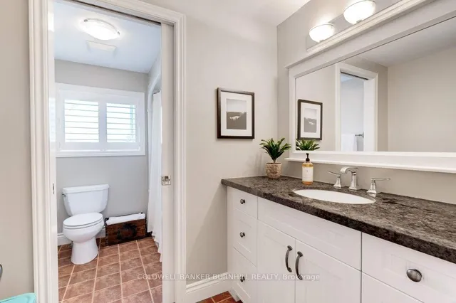 Additional image 22 of 583 Woodland Ave