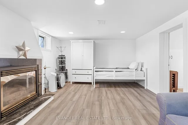 Additional image 33 of 62 Marchington Circ