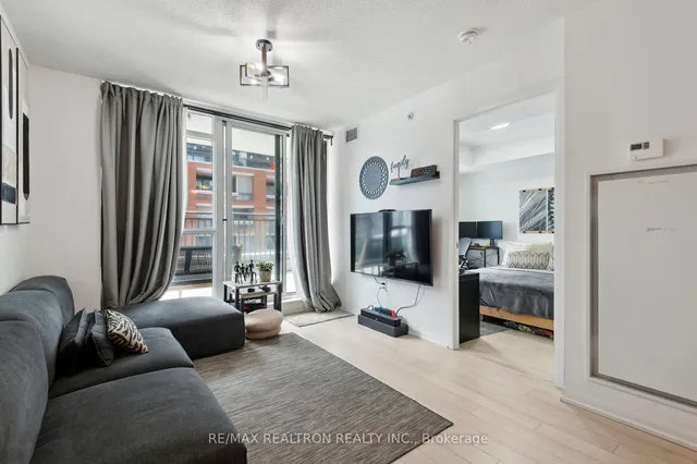 Additional image 8 of 3091 Dufferin St Unit 731