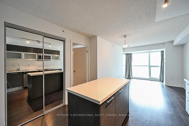 Additional image 7 of 386 Yonge St Unit 1021