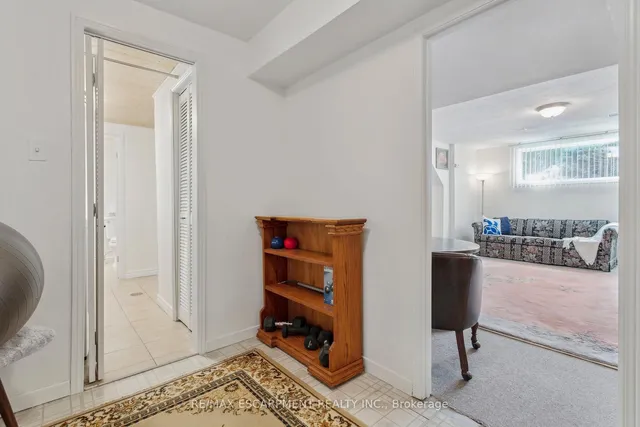 Additional image 35 of 2187 Sandringham Dr