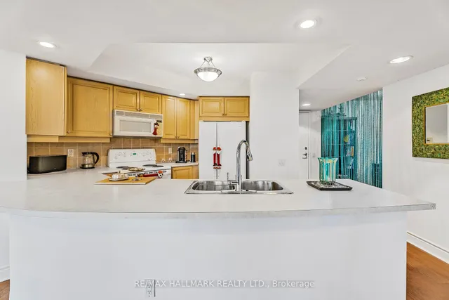 Additional image 10 of 5 Northtown Way Unit 1413