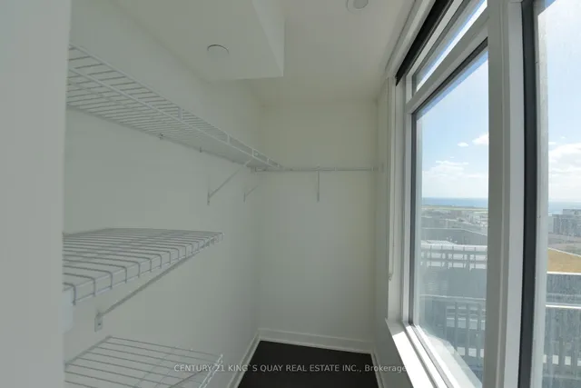 Additional image 12 of 17 Bathurst St Unit 1806