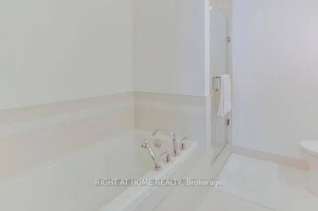 Additional image 24 of 25 Malcolm Rd Unit TH-112