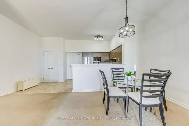 Additional image 13 of 1470 Main St Unit 411