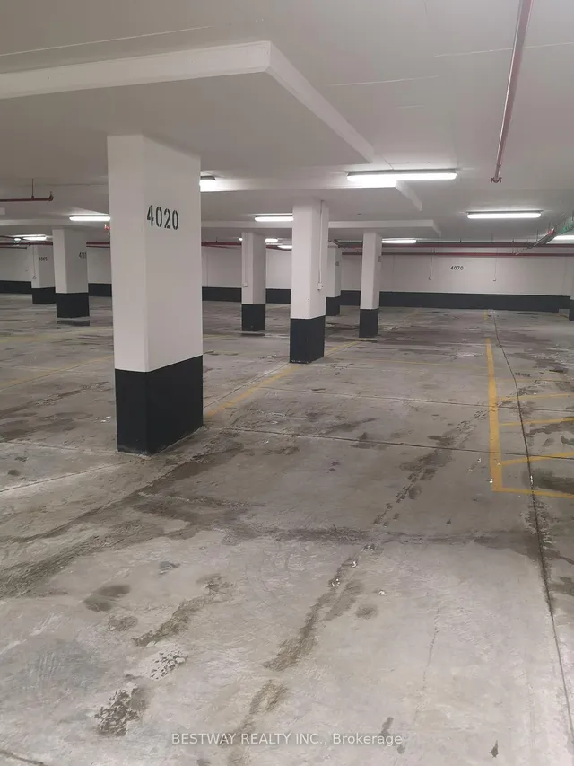 Additional image 16 of 27 McMahon Dr Unit 1505