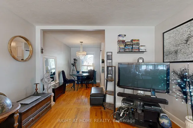 Additional image 5 of 1193 Warden Ave Unit 13