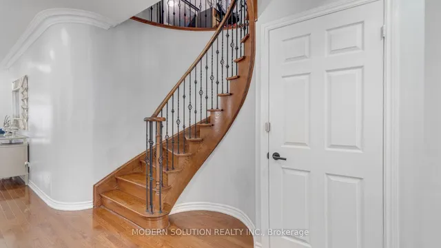 Additional image 36 of 31 Silver Willow Tr