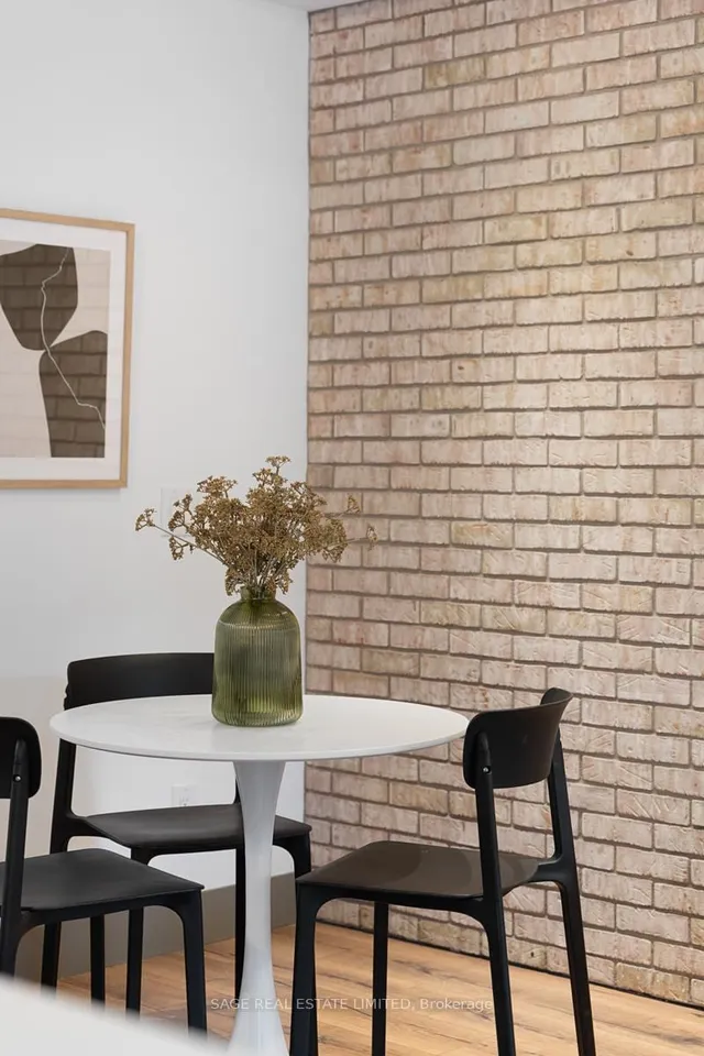 Additional image 5 of 39 Sherbourne St Unit 204