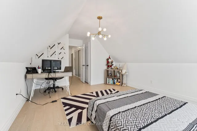 Additional image 34 of 215 Black Maple Crt