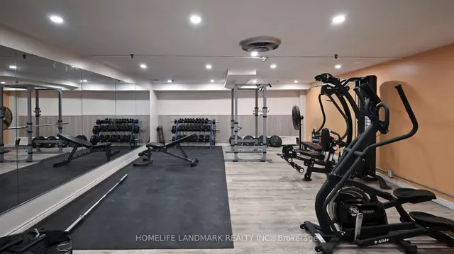 Additional image 5 of 1395 Williamsport Dr Unit 352