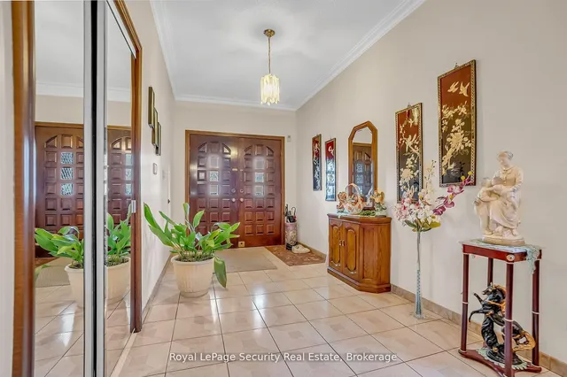 Additional image 5 of 27 Mulholland Ave