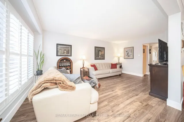 Additional image 18 of 72 Carisbrooke Crt