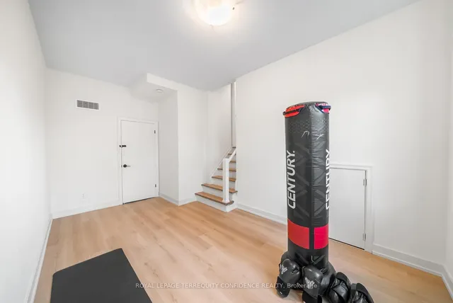 Additional image 21 of 203 Churchill Ave