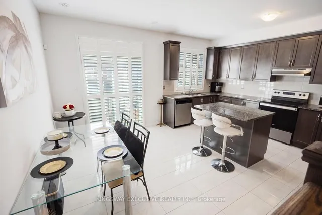 Additional image 16 of 11 Flaibano St