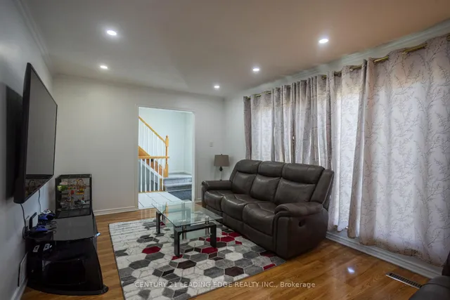 Additional image 11 of 111 Folkstone Cres