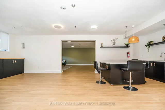 Additional image 23 of 85 Emmett Ave Unit 1908