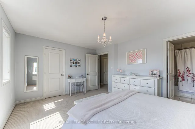 Additional image 23 of 18 Creek Ridge St