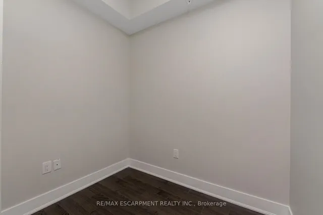 Additional image 18 of 5020 Corporate Dr Unit 301