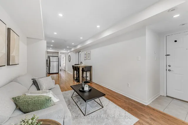 Additional image 6 of 817 Dundas St Unit 5